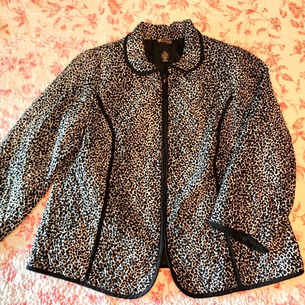 Maggie Barnes Petite Women 14/16 Quilted Lined Zip Jacket Leopard Print Size OX